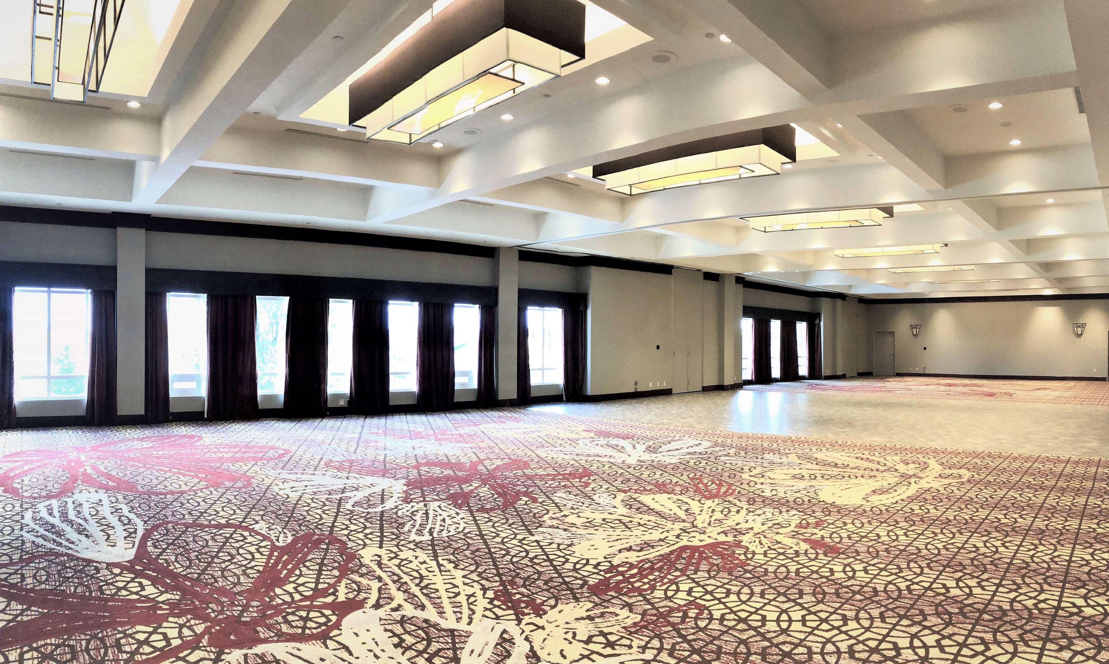 Doubletree Fallsview Resort & Spa By Hilton - Ниагарски водопад Екстериор снимка