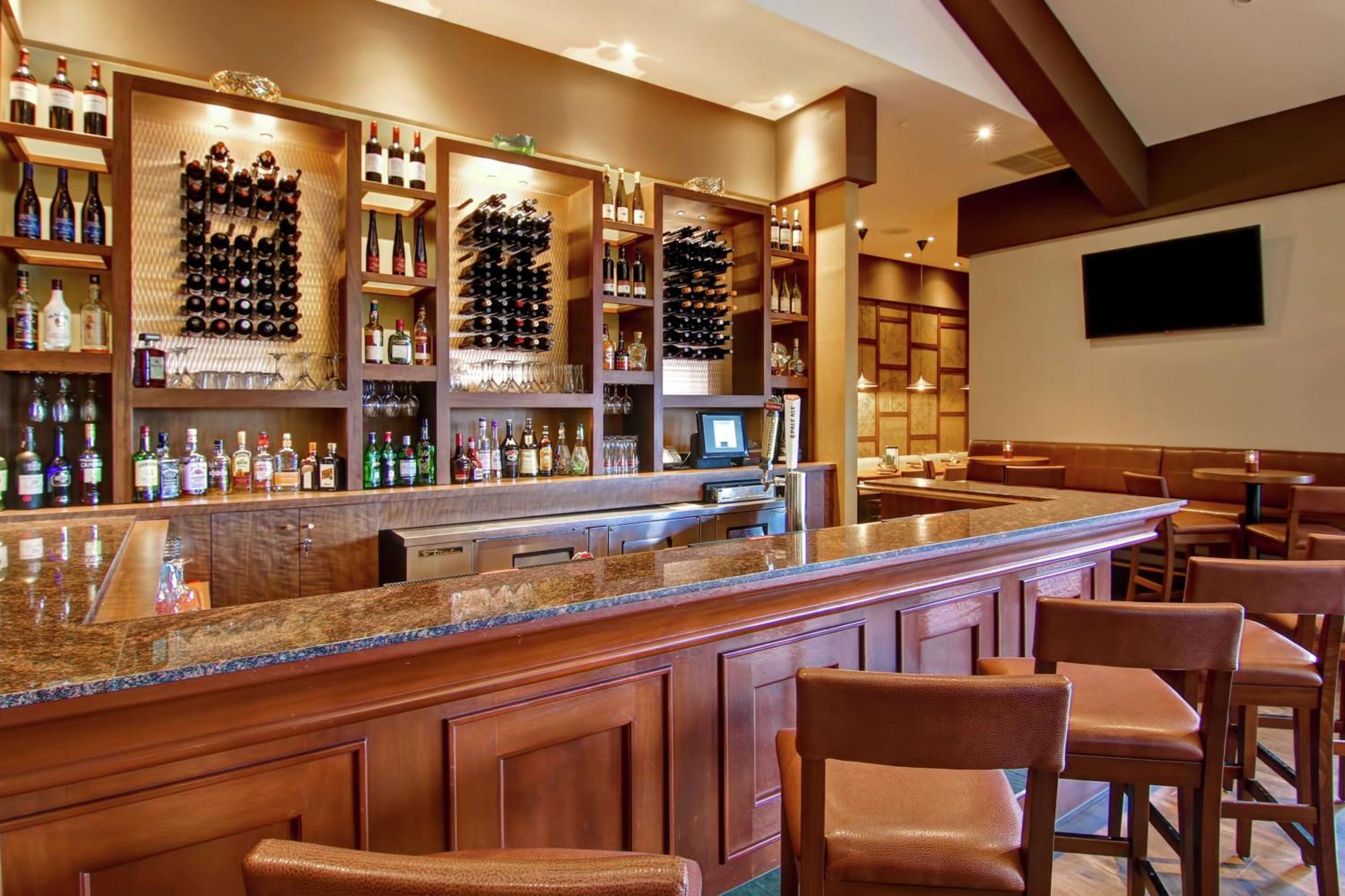 Doubletree Fallsview Resort & Spa By Hilton - Ниагарски водопад Екстериор снимка