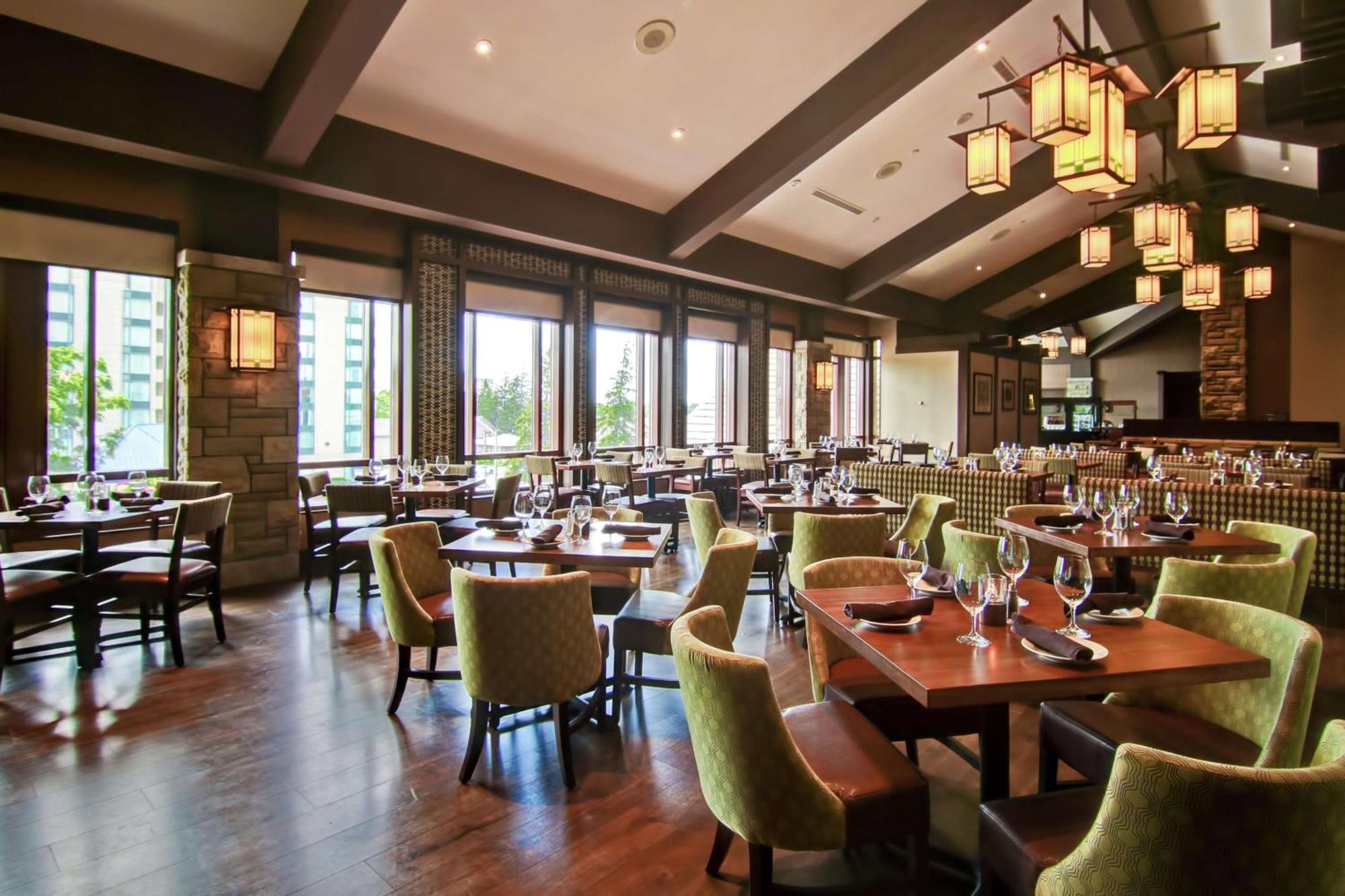Doubletree Fallsview Resort & Spa By Hilton - Ниагарски водопад Екстериор снимка