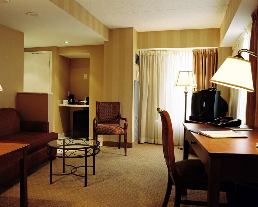 Doubletree Fallsview Resort & Spa By Hilton - Ниагарски водопад Стая снимка